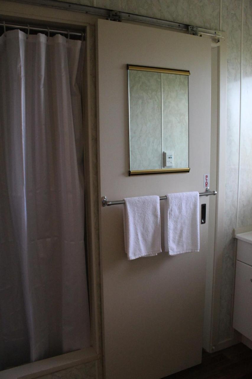 Flaxbourne Motels Ward Eksteriør billede
